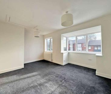 Heywood Avenue, Austerlands, Oldham, OL4 - Photo 6