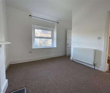 Cefn Cwlyn, Braichmelyn, Bethesda, Bangor, LL57 - Photo 1