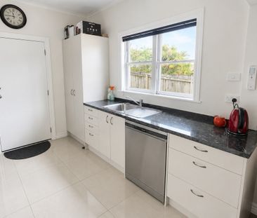 360 Adelaide Road, Newtown - Photo 6