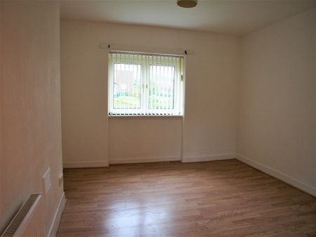 43 Parkneuk Road Mansewood - Photo 3