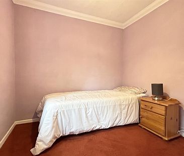 3 Bedroom House To Let - Photo 3