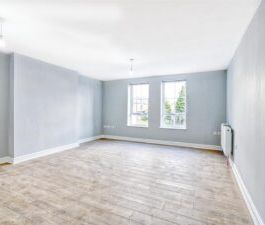 1 BEDROOM Apartment - First Floor - Photo 6