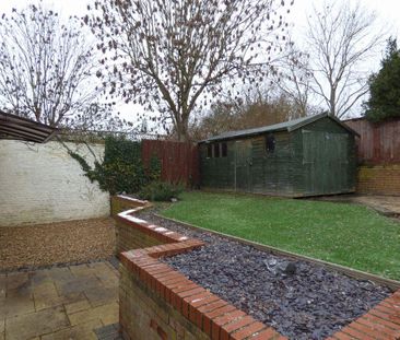 3 bedroom detached house to rent - Photo 2