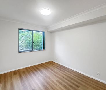 Updated & Spacious 2-Bedroom Apartment in a Prime Location - Ground... - Photo 1