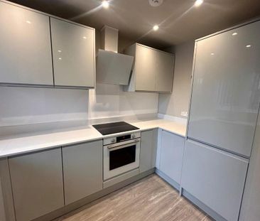 2 bedroom terraced house to rent - Photo 5