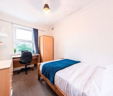 5 bedroom terraced house to rent - Photo 5