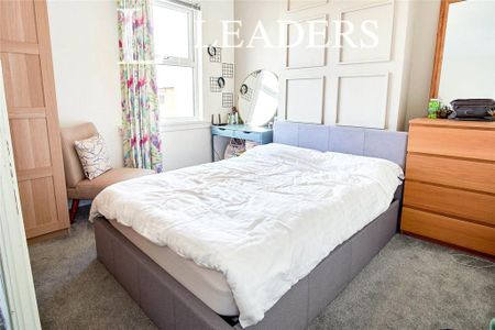 2 bedroom terraced house to rent - Photo 3