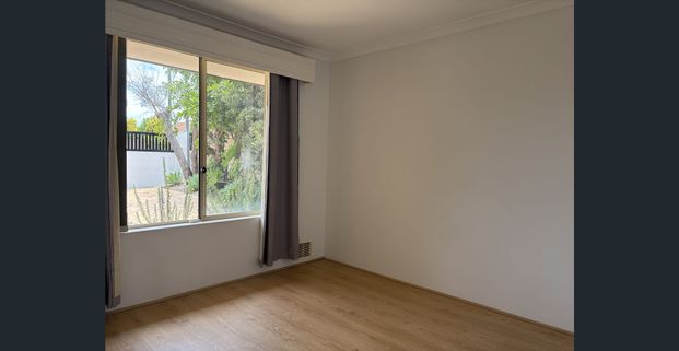 Perfect Family Home! - Photo 1