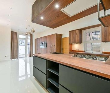 St Leonards Road, Mortlake, SW14 - Photo 4