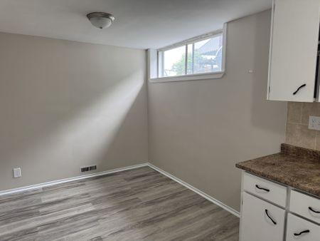 For Lease - 263 Hullmar Drive, Toronto, Ontario - Photo 4