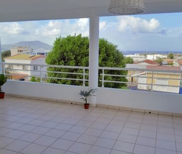 Appartement de type F3 vue mer - Bellevue - FORT-DE-FRANCE - Photo 3