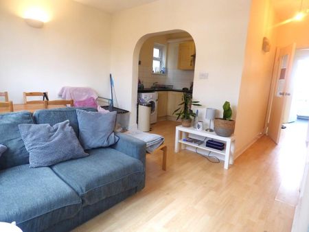 Thornton Avenue - Photo 2