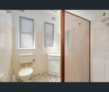 125 Clontarf Street, Seaforth, NSW 2092 - Photo 4