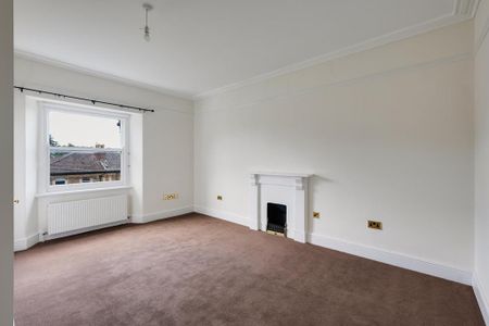 3 bedroom flat to rent - Photo 2