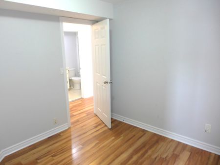 For Lease - 216 Carillon Street Unit# 2, Vanier and Kingsview Park, Ontario - Photo 5