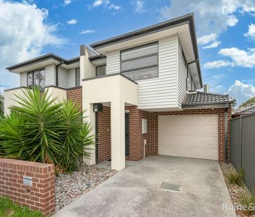 NEAT & TIDY IN PRIME LOCATION - Photo 1