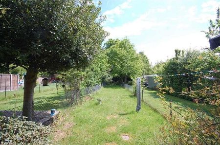 Meadway Gardens, Ruislip, Middlesex, HA4 - Photo 2