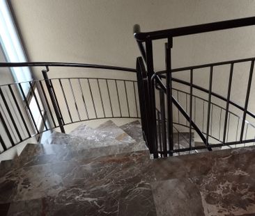 Subentrante cerco 1.5 locali pigione 590 chf + spese - Photo 5
