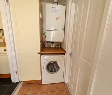 4 Bed Student Accommodation - Photo 2