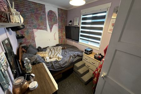 Sutton Crescent - Photo 2