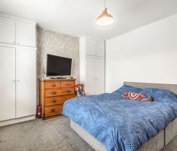Terraced House to rent - Walnut Tree Road, London, SE10 - Photo 6
