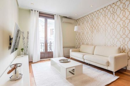 Alquiler de piso en Calle de San Agustín - Photo 5