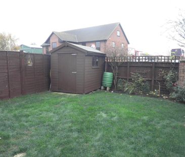 Suffield Close, Norwich, Long Stratton - Photo 5