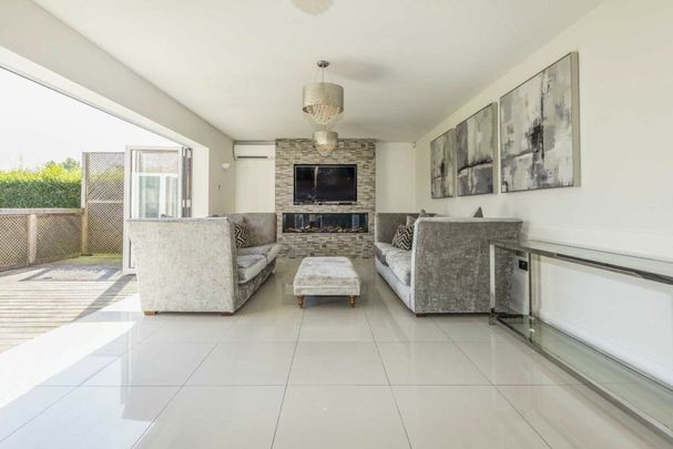 Welley Road, Wraysbury, TW19 - Photo 1