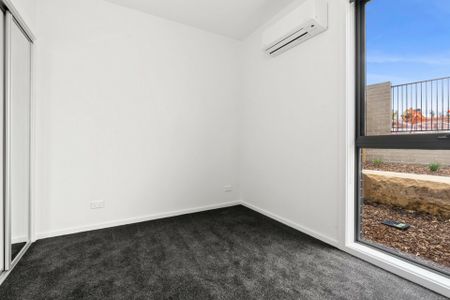 Live The Elio Lifestyle - Photo 2