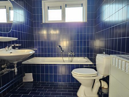 Licht appartement met 2 slaapkamers en parkeergelegenheid - Foto 4