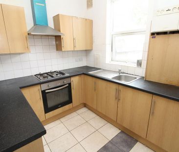 1 bedroom in a house share to rent - Photo 6