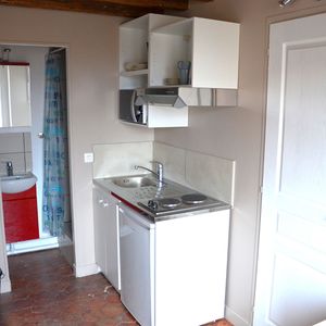 Location Appartement 1 pièce 13m² - Photo 2