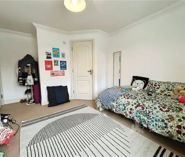 Strode Street, Egham, Surrey, TW20 9BX - Photo 3