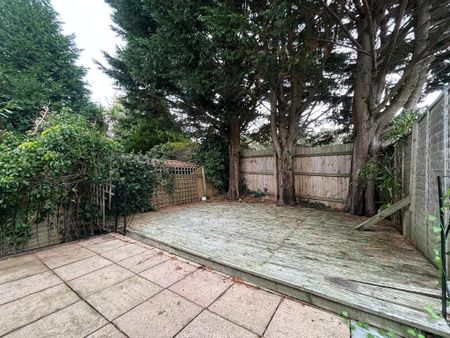 1 bedroom flat to rent - Photo 4