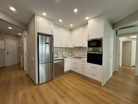 Carrer de Sicília, Barcelona, Catalonia 08025 - Photo 1