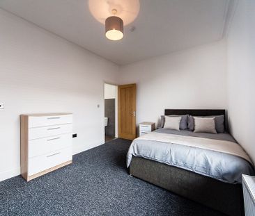 Providence Avenue, Woodhouse, Leeds - Photo 4