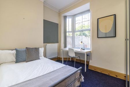 8 bedroom house to rent - Photo 3