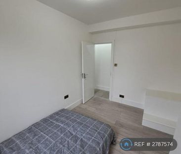 4 bedroom terraced house to rent - Photo 2
