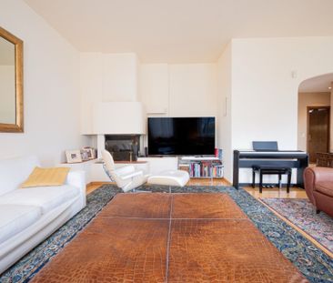 Elegante Wohnung mit Seeblick in einer stilvollen historischen Villa - Foto 2