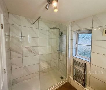 2 bedroom semi-detached house to rent - Photo 6