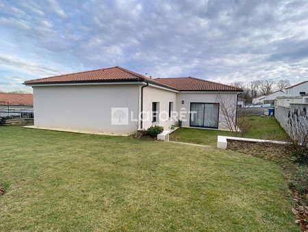 House - Photo 3