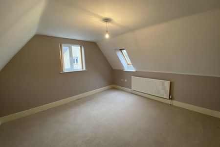 Kitchener Close - Photo 3