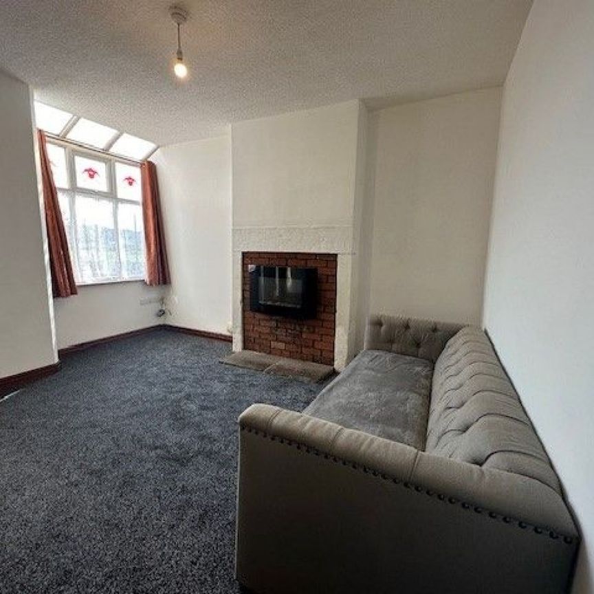 South Meadow Lane, Preston - Photo 1