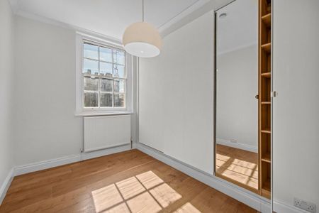 3 bedroom flat to rent - Photo 2