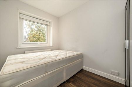 4 bedroom apartment to rent - Photo 5