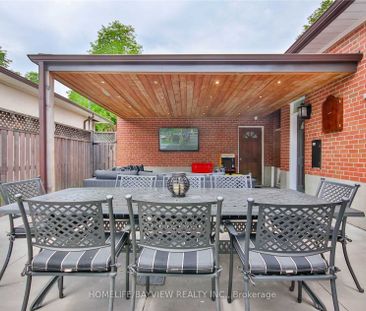 For Lease - 72 Keegan (Lower) Crescent, Toronto, Ontario - Photo 2