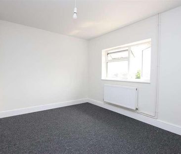 Balmoral Road, Keynsham, Bristol, BS31 - Photo 3