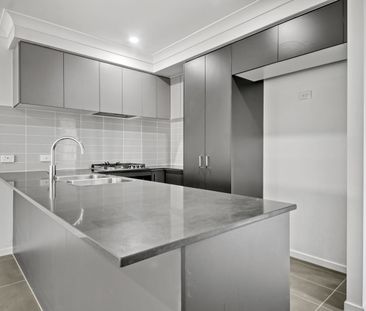 Brand New Modern Duplex - Photo 6