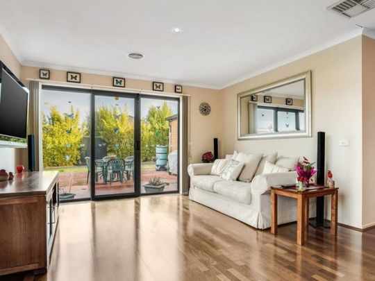 The Perfect Loaction - Photo 1