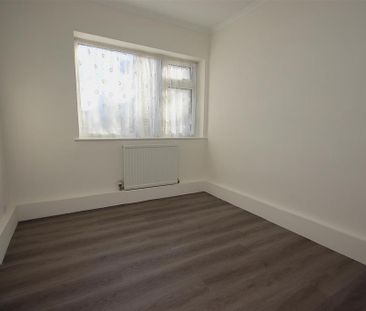 2 bedroom maisonette to rent - Photo 5